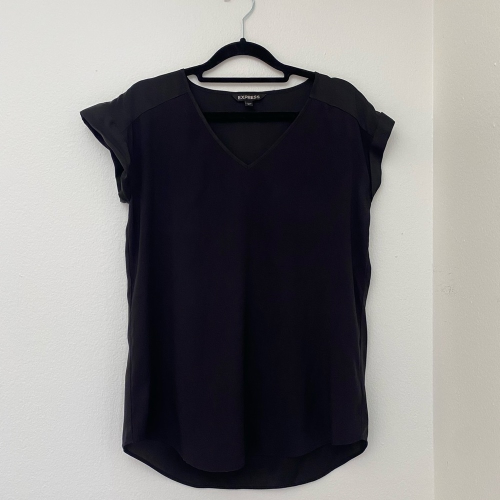 Express Black Short Sleeve Blouse Top in Size Small (S)